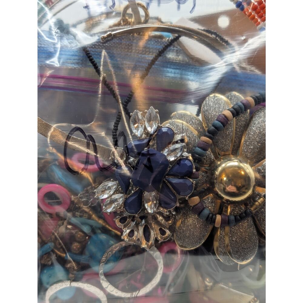 Jewelry Lot Reba Repurpose Bag Over 4 Pounds Beads & Possible Wearable Pieces - Picture 9 of 10